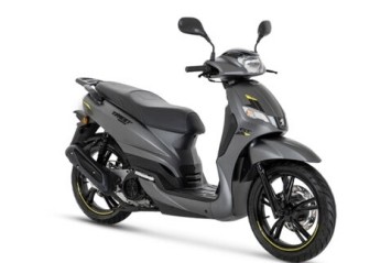 Tweet Peugeot 125
